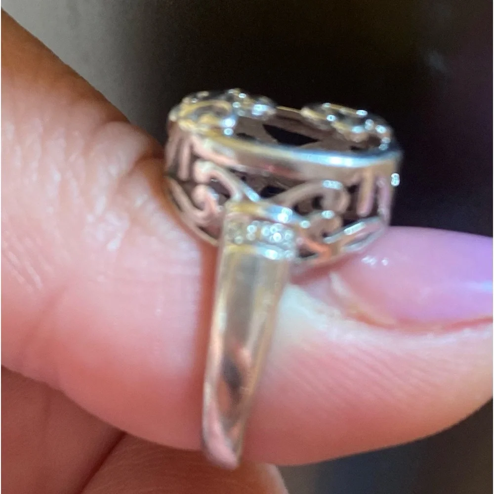 Open heart ring - Picture 2 of 2